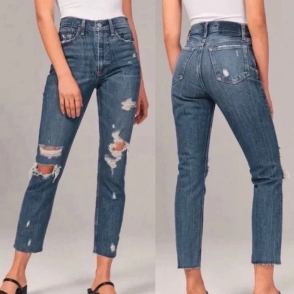 A&F • High Rise Mom Jeans Distressed Medium Wash • Size 27 4L